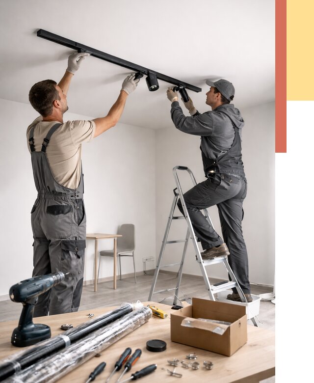 Установка трековых светильников в натяжной потолок в Мичуринске от 4349 руб. | ОТДЕЛОЧНИК-Мчр